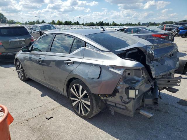 1N4BL4CV2LC168472 - 2020 NISSAN ALTIMA SR 灰色 照片 2