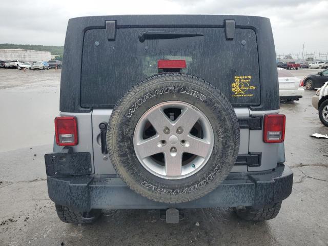 1C4BJWDGXEL305186 - 2014 JEEP WRANGLER U SPORT Gümüş fotoğraf 6