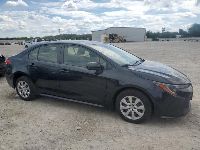 JTDEPRAEXLJ105756 - 2020 TOYOTA COROLLA LE შავი ფოტო 4