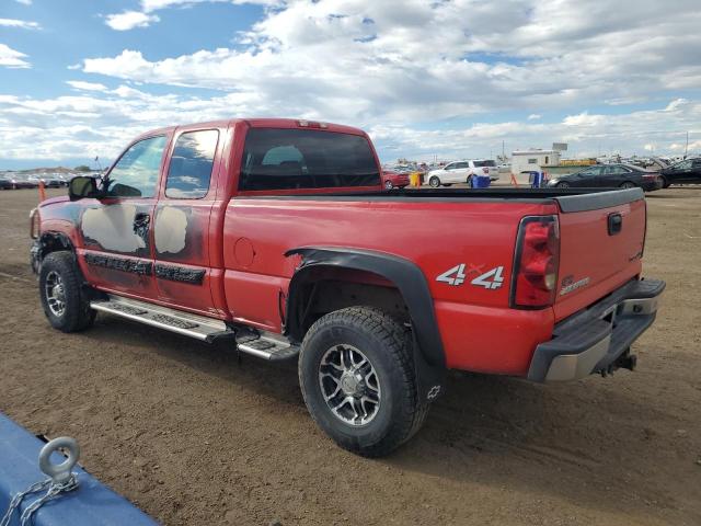 1GCHK29U24E346445 - 2004 CHEVROLET SILVERADO K2500 HEAVY DUTY RED photo 2