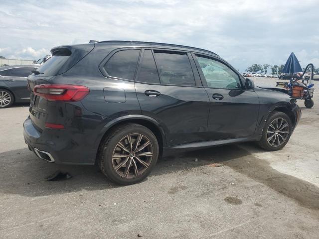5UXCR6C57KLL02916 - 2019 BMW X5 XDRIVE40I BLACK photo 3