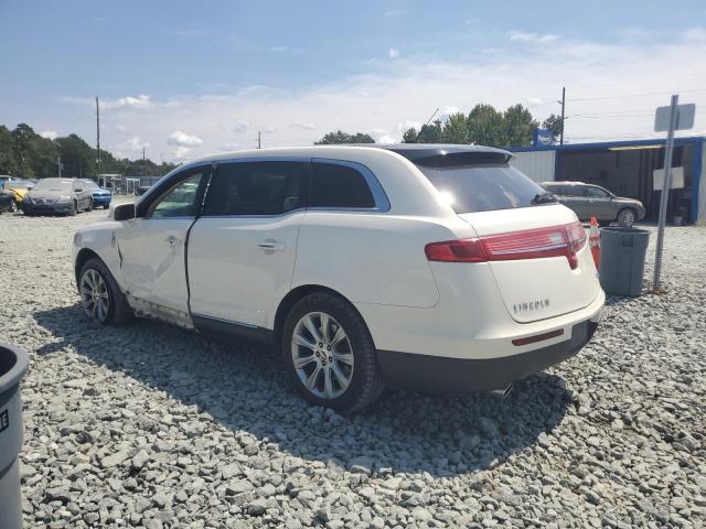 2LMHJ5FK6DBL54339 - 2013 LINCOLN MKT BEIGE photo 2