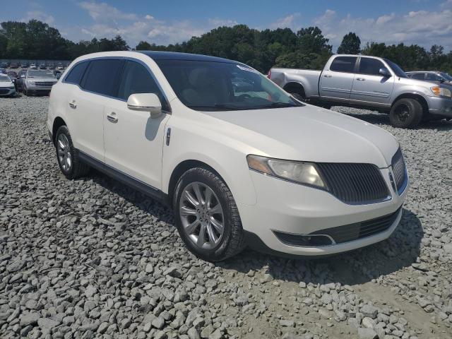 2LMHJ5FK6DBL54339 - 2013 LINCOLN MKT BEIGE photo 4
