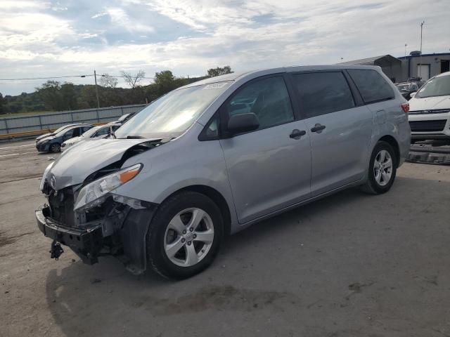 5TDZK3DC9GS698834 - 2016 TOYOTA SIENNA SILVER photo 1