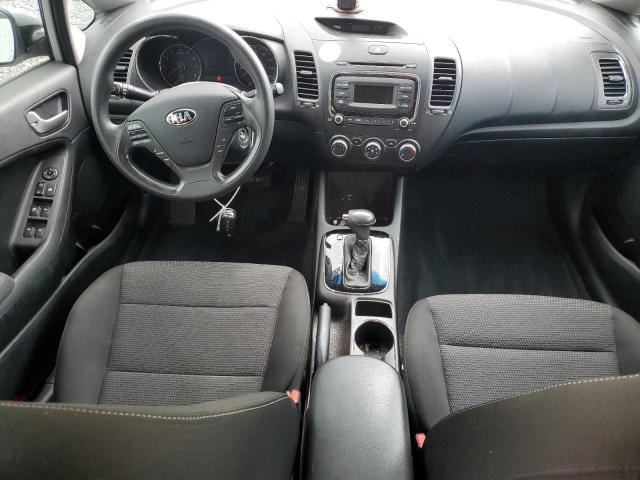 3KPFK4A72JE168853 - 2018 KIA FORTE LX Сріблястий фото 8