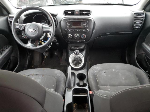 KNDJN2A26E7018437 - 2014 KIA SOUL WHITE photo 8