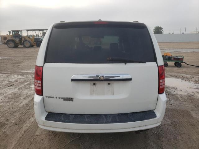 2A8HR54P38R779630 - 2008 CHRYSLER TOWN & COU TOURING WHITE photo 6