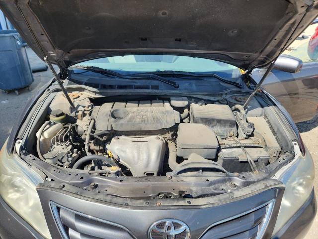 4T4BF3EK8BR196267 - 2011 TOYOTA CAMRY BASE GRAY photo 11