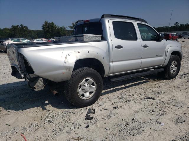 5TFJU4GN5DX047877 - 2013 TOYOTA TACOMA DOUBLE CAB PRERUNNER SILVER photo 3