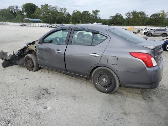 3N1CN7AP7KL865642 - 2019 NISSAN VERSA S ნაცრისფერი ფოტო 2
