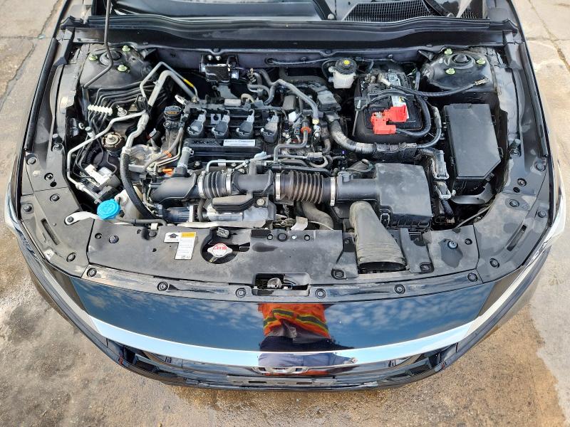 1HGCV1F11JA122092 - 2018 HONDA ACCORD LX BLACK photo 11