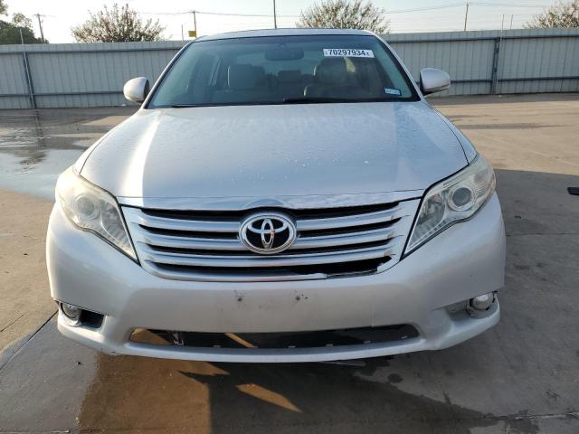 4T1BK3DB4BU425390 - 2011 TOYOTA AVALON BASE 银色 照片 5