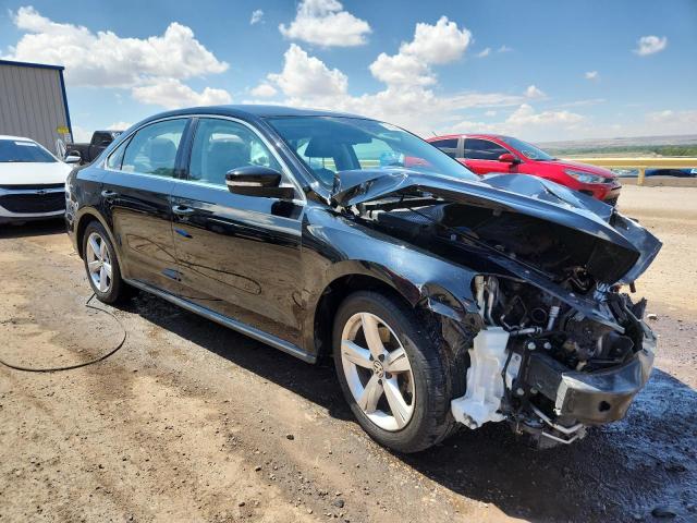 1VWBT7A33EC034213 - 2014 VOLKSWAGEN PASSAT SE BLACK photo 4