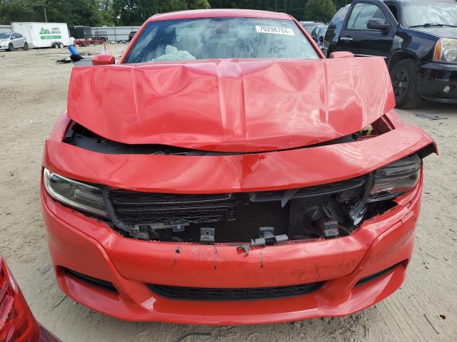 2C3CDXBG0MH636105 - 2021 DODGE CHARGER SXT RED photo 5