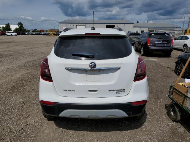 KL4CJASB5JB558960 - 2018 BUICK ENCORE PREFERRED Weiß Foto 6