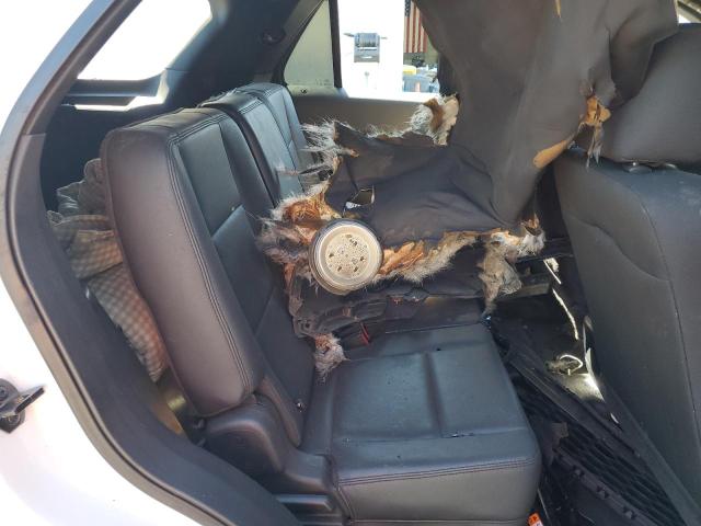 1FM5K8ARXJGA32213 - 2018 FORD EXPLORER POLICE INTERCEPTOR Սպիտակ լուսանկար 11