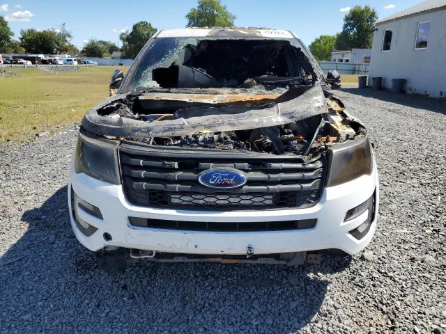 1FM5K8ARXJGA32213 - 2018 FORD EXPLORER POLICE INTERCEPTOR Սպիտակ լուսանկար 5