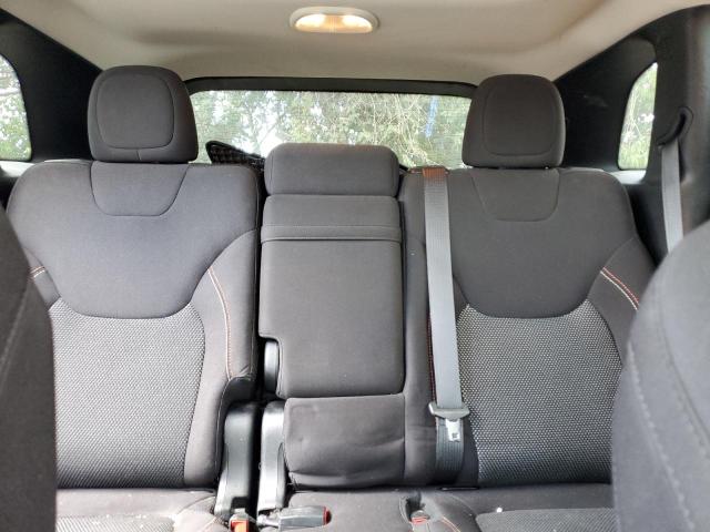 1C4PJMCBXHW503611 - 2017 JEEP CHEROKEE LATITUDE თეთრი ფოტო 10