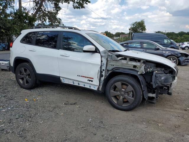 1C4PJMCBXHW503611 - 2017 JEEP CHEROKEE LATITUDE თეთრი ფოტო 4