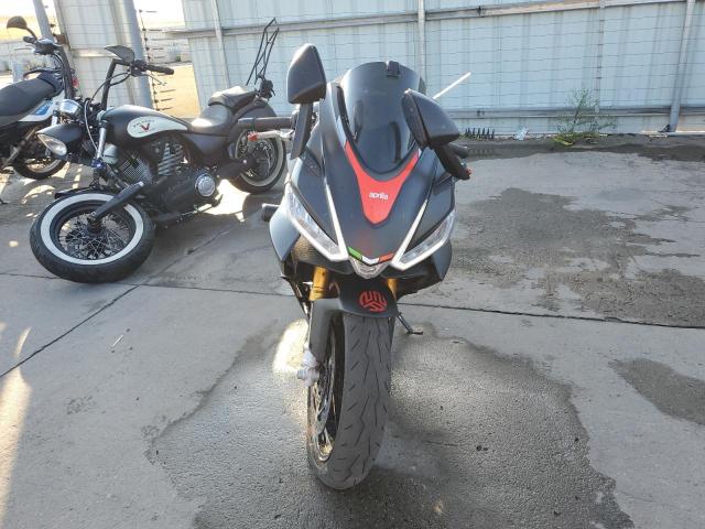 ZD4KSUG05PS001101 - 2023 APRILIA RS 660 BLACK photo 2