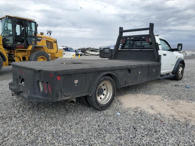 3C7WRNDL8KG691734 - 2019 RAM 5500 WHITE photo 4