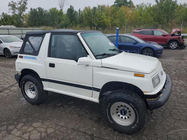 2CNBE18U5S6949315 - 1995 GEO TRACKER WHITE photo 4