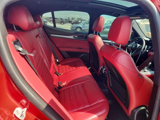 ZASFAKNN4J7B76895 - 2018 ALFA ROMEO STELVIO TI SPORT RED photo 11