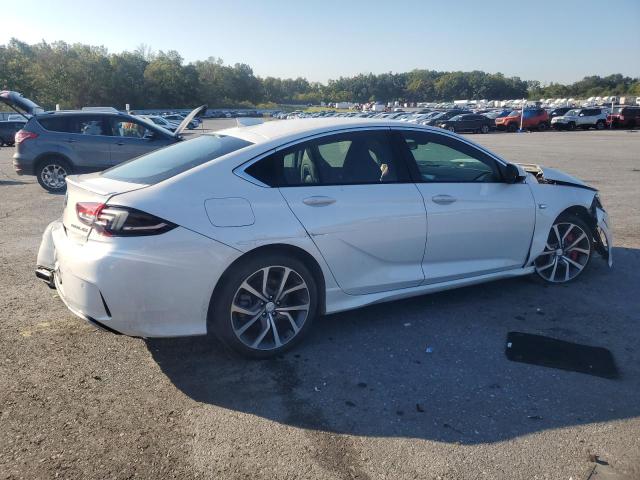 W04GS6SS6K1042545 - 2019 BUICK REGAL GS WHITE photo 3