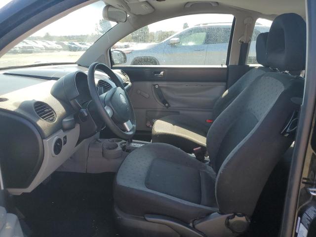 3VWBK21C92M416987 - 2002 VOLKSWAGEN NEW BEETLE GL 黑色 照片 7