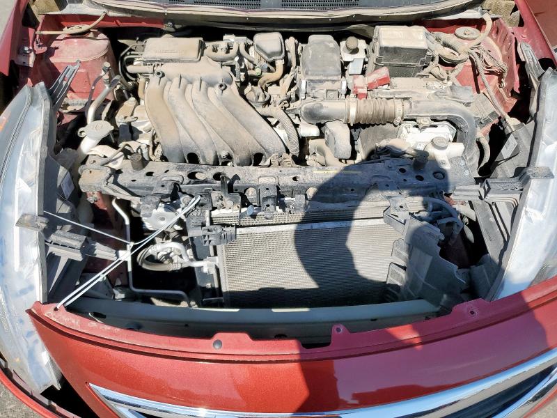 3N1CN7AP6JL829083 - 2018 NISSAN VERSA S 红色 照片 11