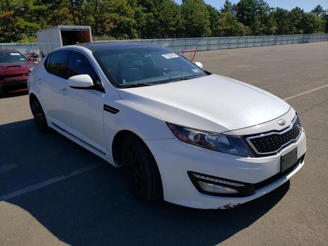 5XXGR4A60DG218376 - 2013 KIA OPTIMA SX WHITE photo 4