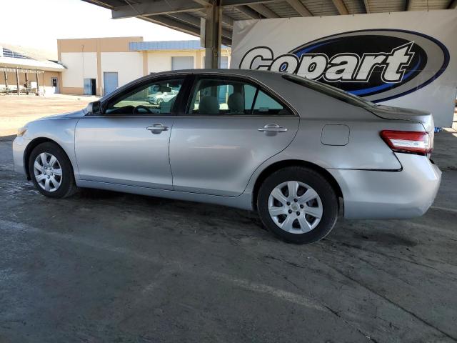 4T4BF3EK7BR089761 - 2011 TOYOTA CAMRY BASE SILVER photo 2