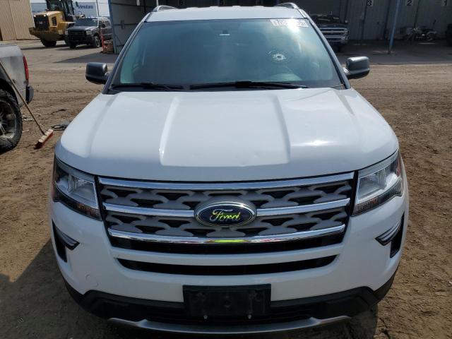 1FM5K8DH2JGA55519 - 2018 FORD EXPLORER XLT WHITE photo 5