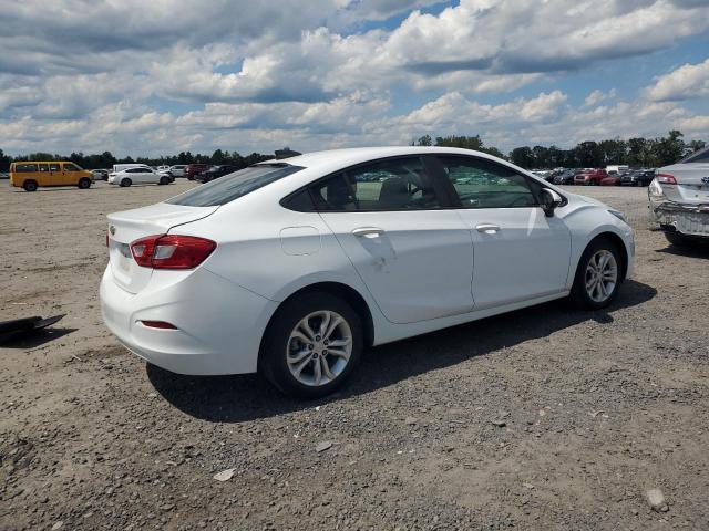 1G1BC5SM6K7102595 - 2019 CHEVROLET CRUZE LS WHITE photo 3