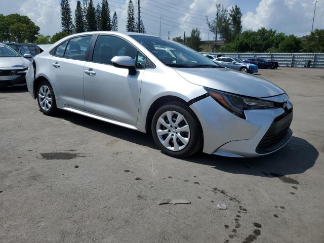 5YFB4MDE6RP182509 - 2024 TOYOTA COROLLA LE SILVER photo 4