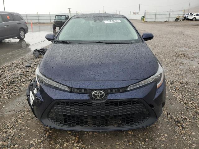 JTDEPMAEXMJ153178 - 2021 TOYOTA COROLLA LE BLUE photo 5