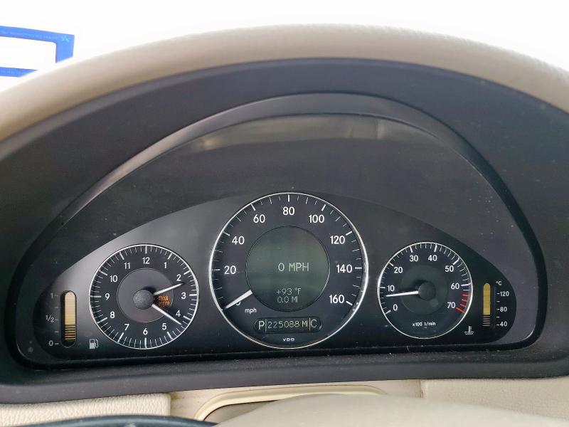 WDBTJ56H68F246577 - 2008 MERCEDES-BENZ CLK 350 红色 照片 9