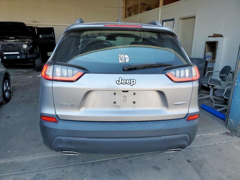 1C4PJMCX5KD101994 - 2019 JEEP CHEROKEE LATITUDE 银色 照片 6