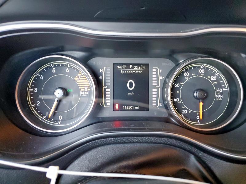 1C4PJMCX5KD101994 - 2019 JEEP CHEROKEE LATITUDE 银色 照片 9