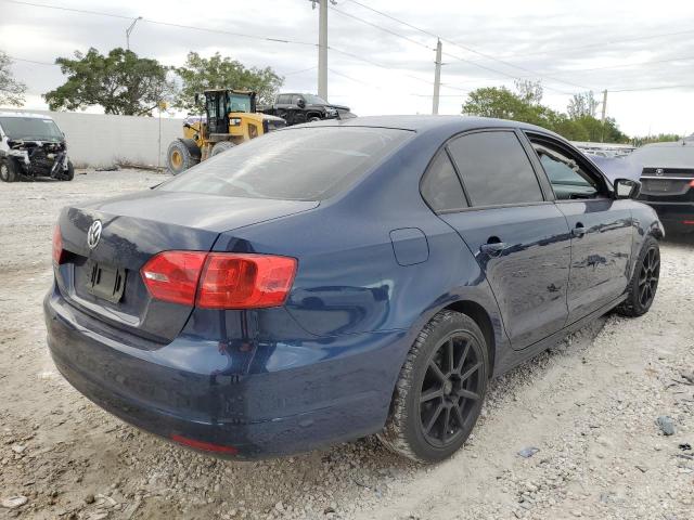 3VW2K7AJ3EM430108 - 2014 VOLKSWAGEN JETTA BASE Blau Foto 3