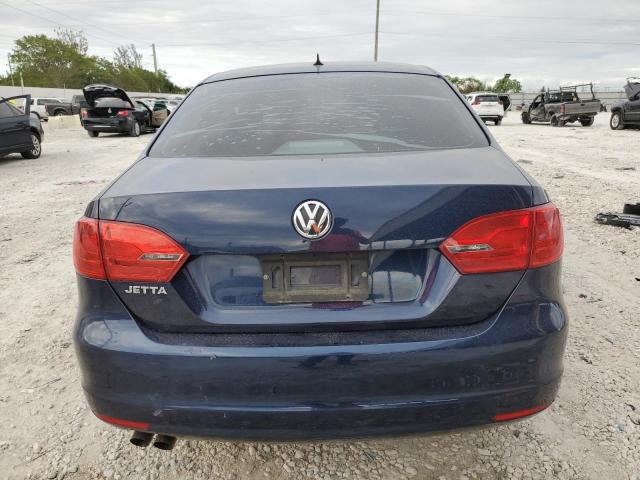 3VW2K7AJ3EM430108 - 2014 VOLKSWAGEN JETTA BASE Blau Foto 6