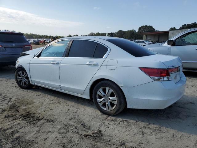 1HGCP2F46CA072447 - 2012 HONDA ACCORD LXP WHITE photo 2