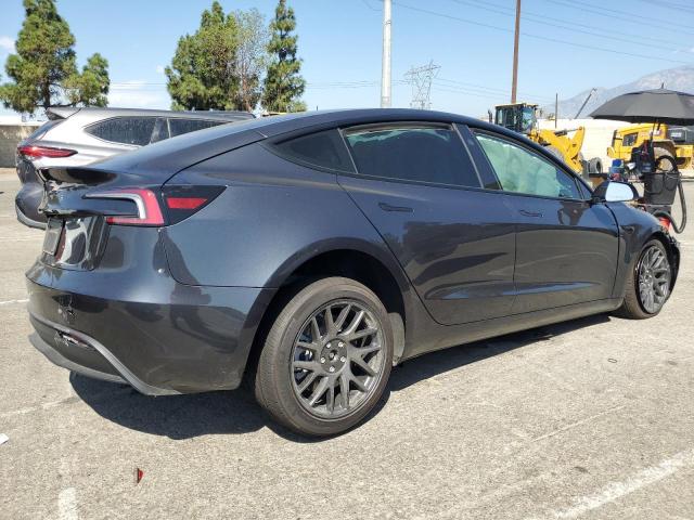 5YJ3E1EA5SF048376 - 2025 TESLA MODEL 3 GRAY photo 3