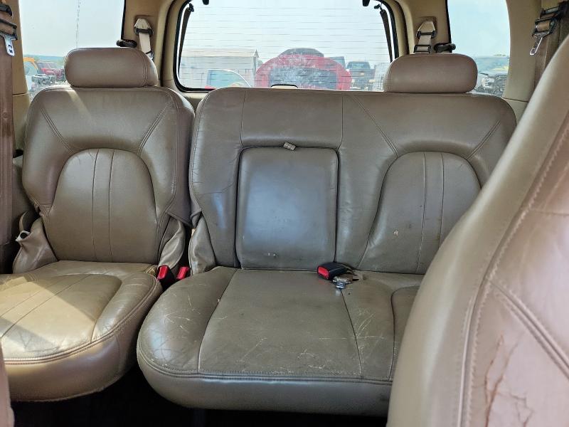 1FMRU17L82LA52443 - 2002 FORD EXPEDITION EDDIE BAUER RED photo 10