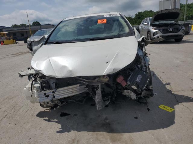 JTDKARFU0J3065483 - 2018 TOYOTA PRIUS 白色 照片 9