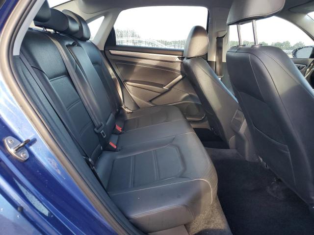 1VWDT7A31HC066297 - 2017 VOLKSWAGEN PASSAT R-LINE Blau Foto 10