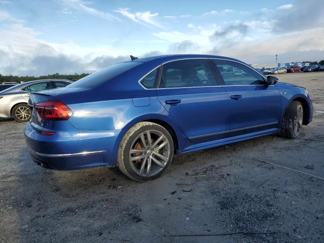 1VWDT7A31HC066297 - 2017 VOLKSWAGEN PASSAT R-LINE Blau Foto 3
