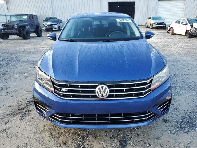 1VWDT7A31HC066297 - 2017 VOLKSWAGEN PASSAT R-LINE Blau Foto 5