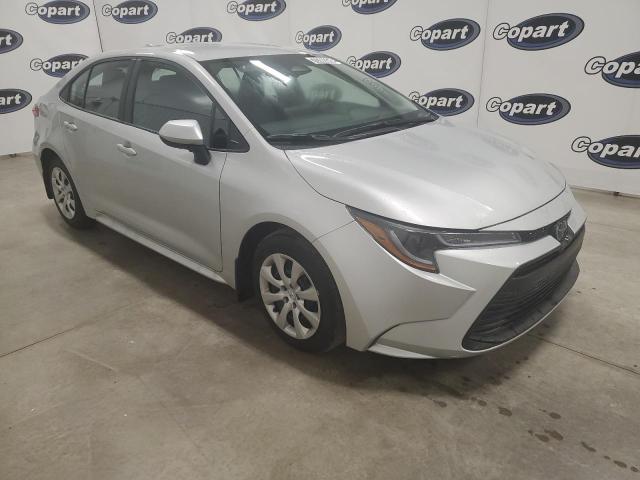 5YFB4MDE9SP293545 - 2025 TOYOTA COROLLA LE SILVER photo 4