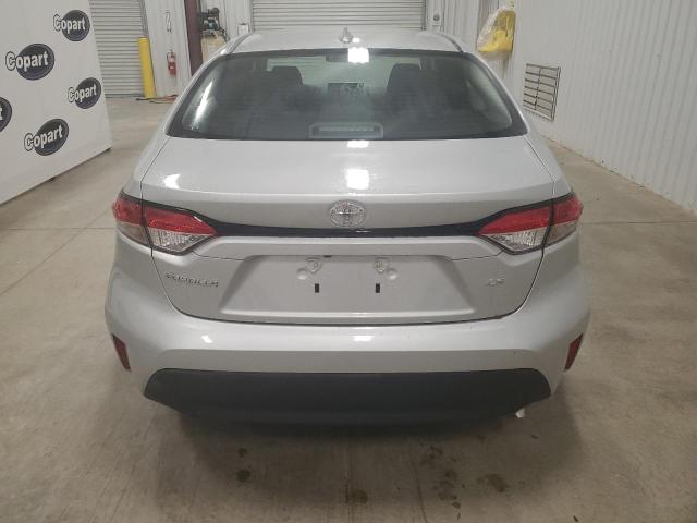 5YFB4MDE9SP293545 - 2025 TOYOTA COROLLA LE SILVER photo 6